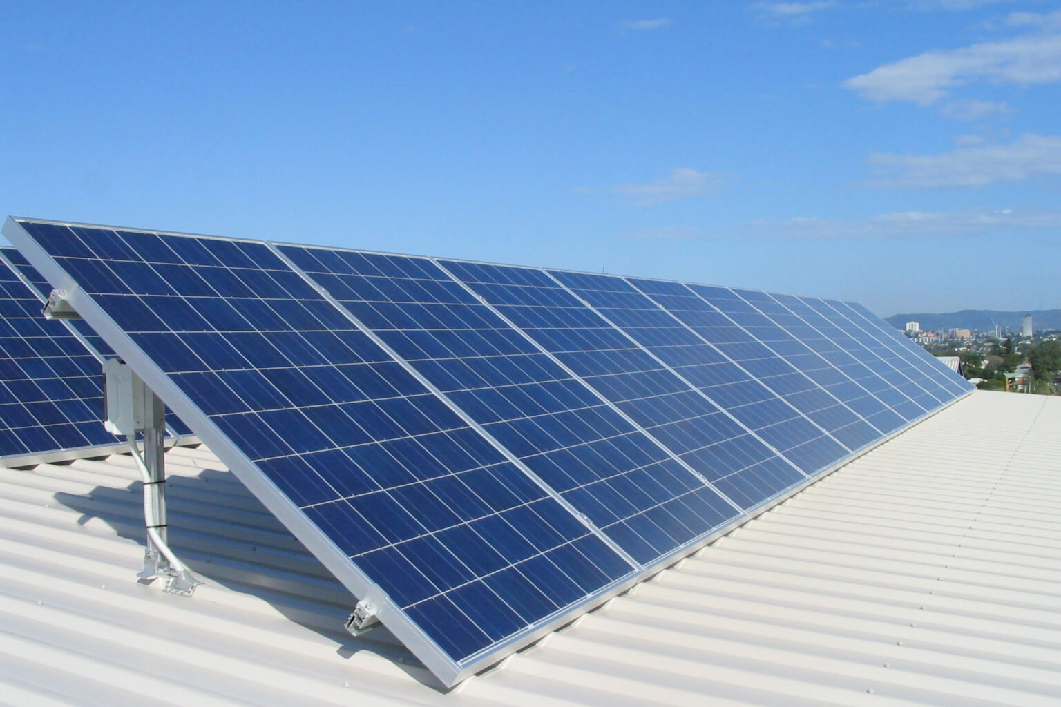 3-important-things-to-look-for-in-solar-panels-sunergy-systems