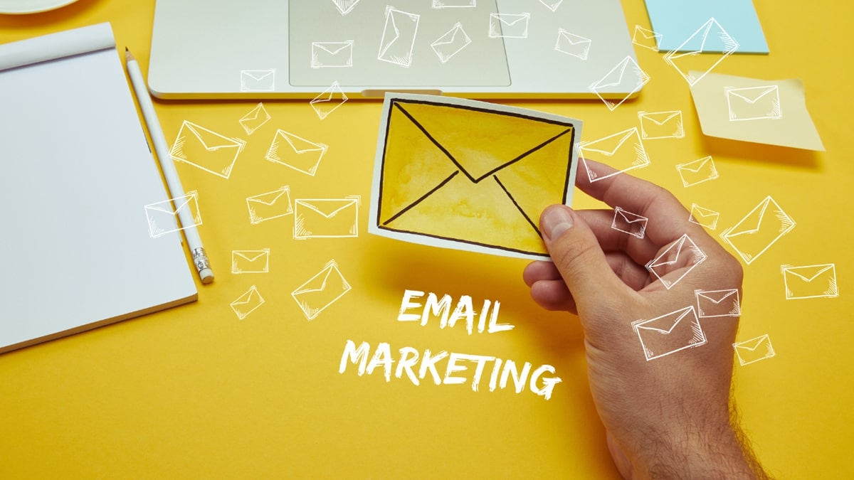 Email marketing: Email open rate.