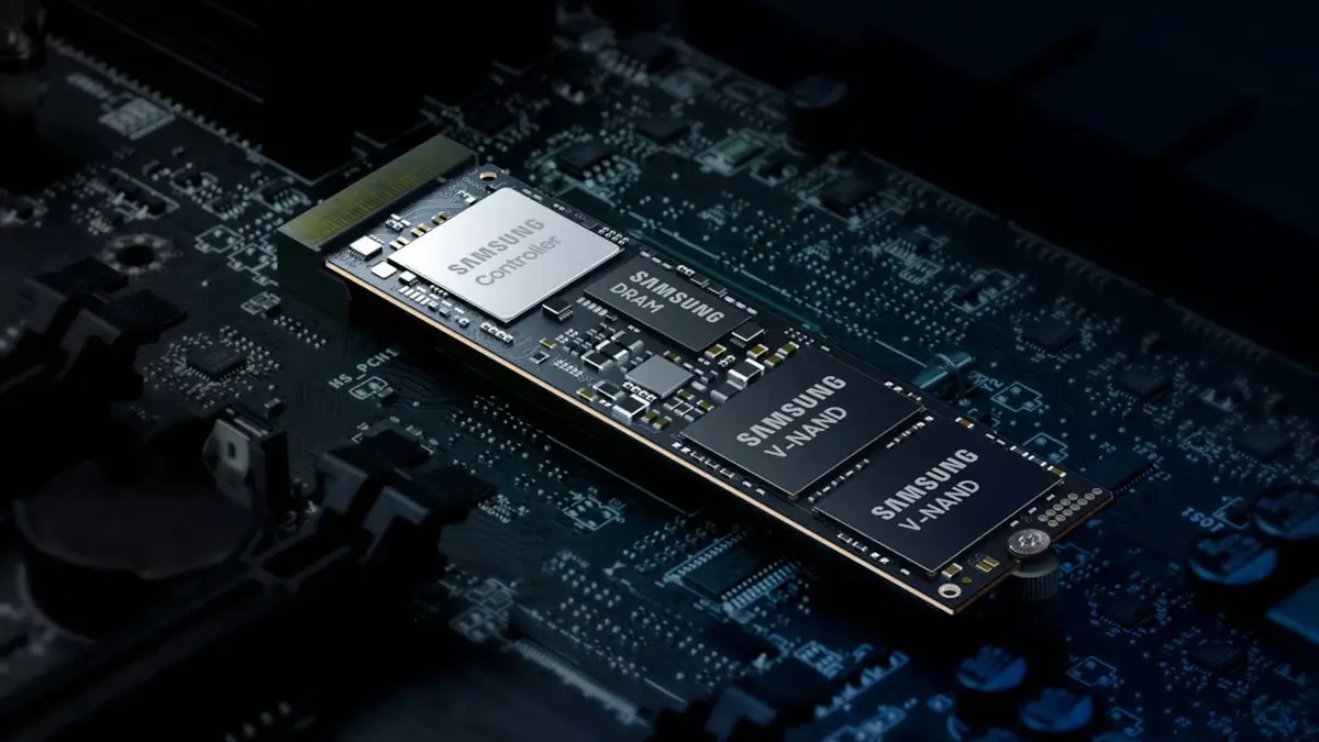 DRAM in NVMe Drive